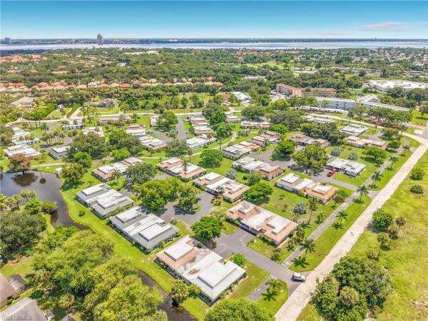 Tropic Terrace Gardens, 842 Pangola Dr, North Fort Myers, Florida 33903, image 2