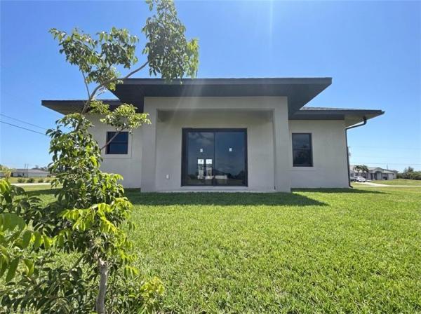 Cape Coral Residential, 3046 41st Pl, Cape Coral, Florida 33993, image 2