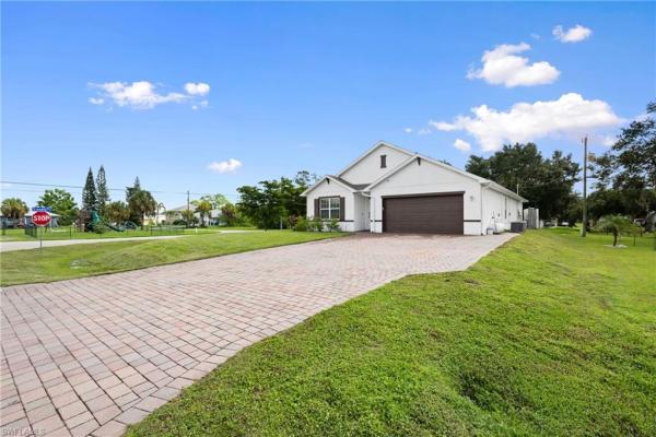 River Oaks, 2261 Webster Rd, Alva, Florida 33920, image 1