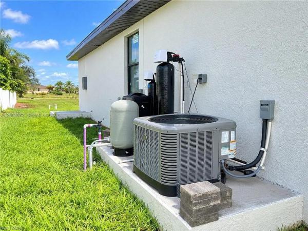 Cape Coral Residential, 3301 5th St, Cape Coral, Florida 33993, image 1