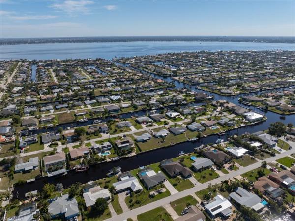 Cape Coral Residential, 3102 18th Ave, Cape Coral, Florida 33904, image 3