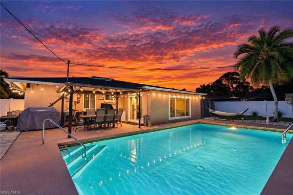 Fort Myers Residential, 2439 Ephraim Ave, Fort Myers, Florida 33907, image 1