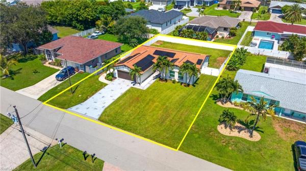 Cape Coral Residential, 1405 13th Ter, Cape Coral, Florida 33990, image 2