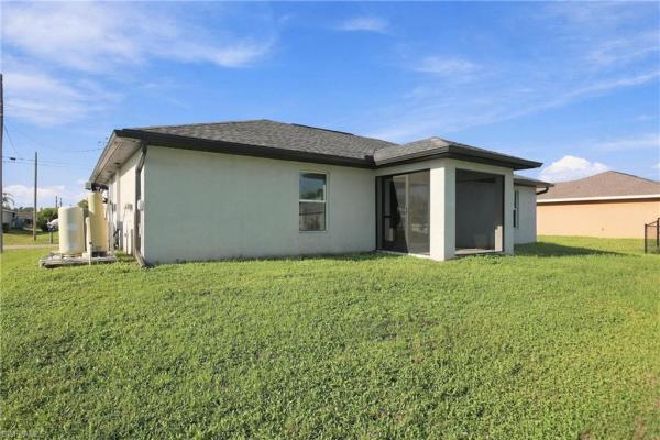 Cape Coral Residential, 1615 34th Ln, Cape Coral, Florida 33909, image 2