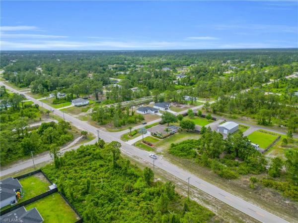 Lehigh Acres, 584 S Genoa Ave, Lehigh Acres, Florida 33974, image 1