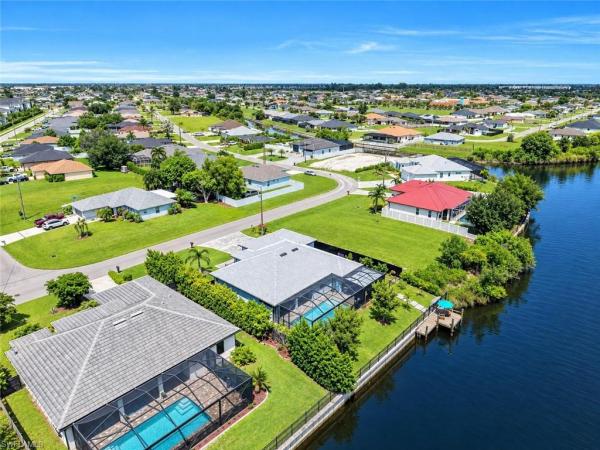 Cape Coral Residential, 1412 4th Ln, Cape Coral, Florida 33991, image 2