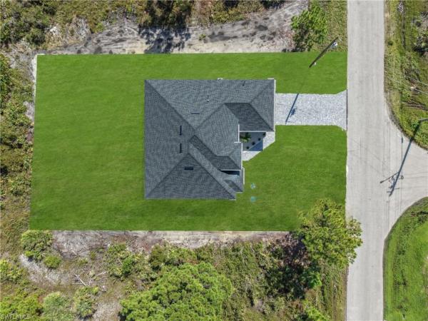 Lehigh Acres, 2810 W 42nd St, Lehigh Acres, Florida 33971, image 1