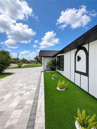 Cape Coral Residential, 902 21st St, Cape Coral, Florida 33990, image 1