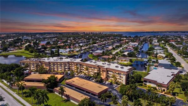 4289 Mariner Way #211, Fort Myers, Florida 33919, image 1