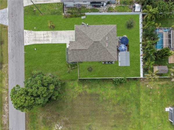 Gator Circle, 1925 33rd Ln, Cape Coral, Florida 33909, image 2