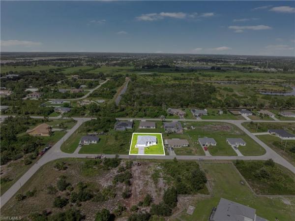 Lehigh Acres, 376 S Cratsley Ave, Lehigh Acres, Florida 33974, image 1