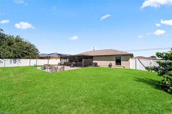 Cape Coral Residential, 522 Van Loon Ln, Cape Coral, Florida 33909, image 1