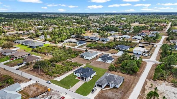 Lehigh Acres, 2517 W 24th St, Lehigh Acres, Florida 33971, image 1