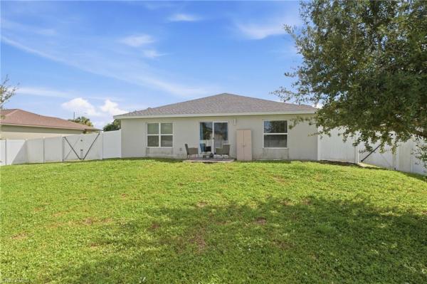 Gator Circle, 1635 33rd St, Cape Coral, Florida 33909, image 1