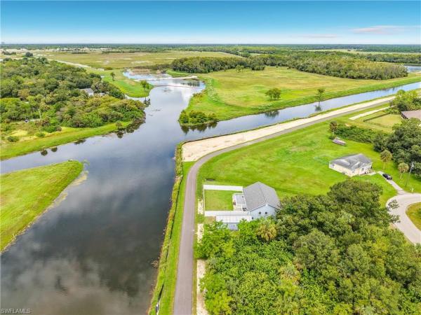 3254 Nancy Ct, Lehigh Acres, Florida 33971, image 1