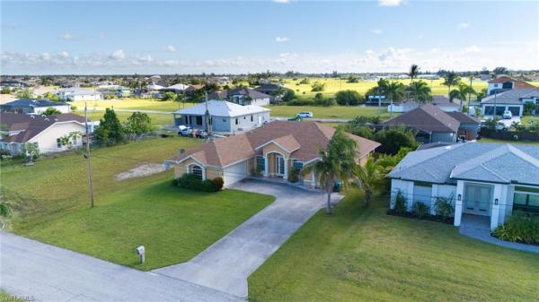 Cape Coral Residential, 621 37th Ave, Cape Coral, Florida 33993, image 1