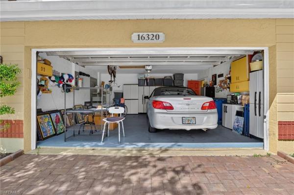 16320 Kelly Woods Dr, Fort Myers, Florida 33908, image 1