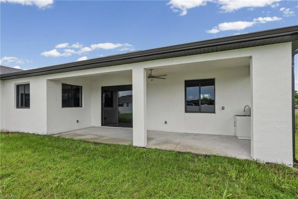 4002 SW 20th St, Lehigh Acres, Florida 33976, image 1