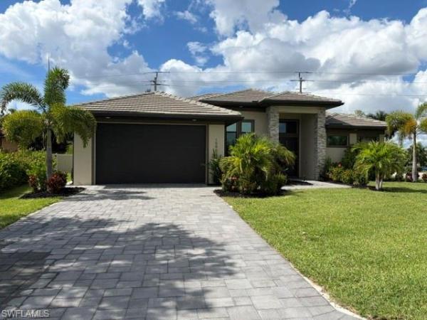 Kelly McGregor, 15901 Chance Way, Fort Myers, Florida 33908, image 1