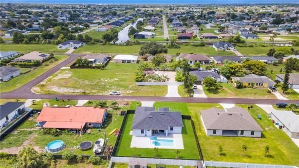 Cape Coral Residential, 1013 12th Ter, Cape Coral, Florida 33909, image 1