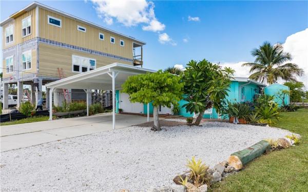 Oak Street, 847 Oak St, Fort Myers Beach, Florida 33931, image 1