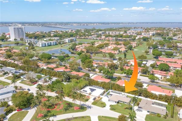 Town & River, 1089 Town And River Dr, Fort Myers, Florida 33919, image 1