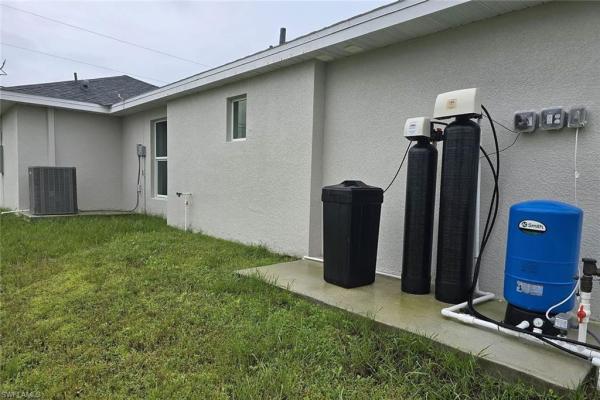 Cape Coral Residential, 3528 17th Pl, Cape Coral, Florida 33909, image 1