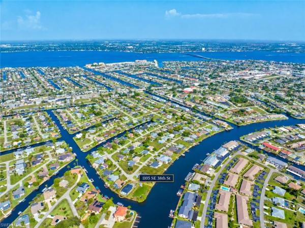 Cape Coral Residential, 1105 38th St, Cape Coral, Florida 33904, image 1