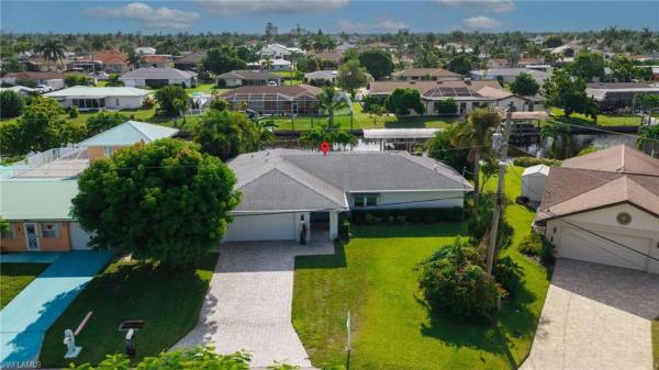 Yacht Club, 5204 Tower Dr, Cape Coral, Florida 33904, image 1