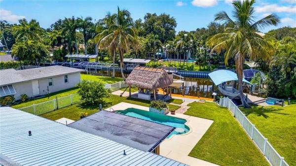 Whiskey Creek, 11030 Mcgregor Blvd, Fort Myers, Florida 33919, image 1