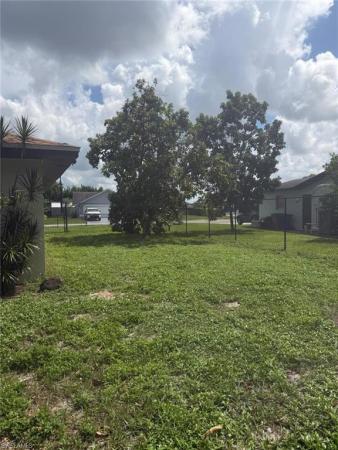 Willow Lake, 214 Daleview Ave, Lehigh Acres, Florida 33936, image 1