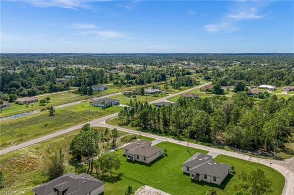 Lehigh Acres, 843 S Bianca Ave, Lehigh Acres, Florida 33974, image 1