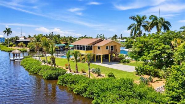 Pine Island, 5191 Marina Dr, Bokeelia, Florida 33922, image 1