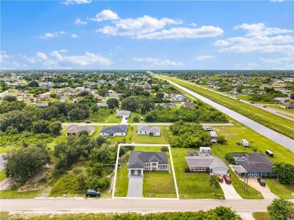 Lehigh Acres, 3011 SW 8th St, Lehigh Acres, Florida 33976, image 1