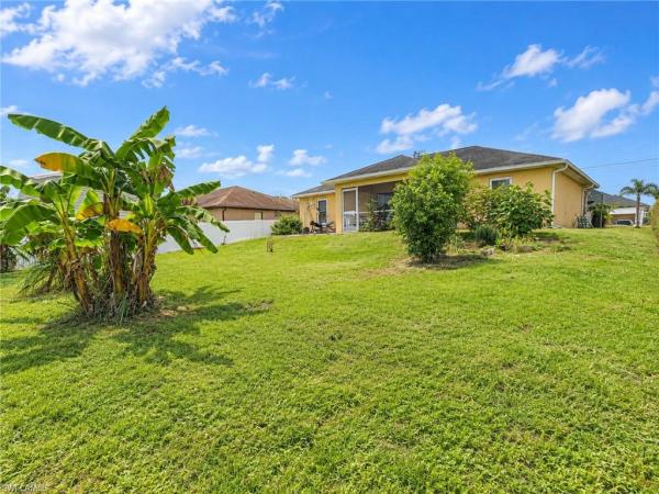 2702 SW 37th St, Lehigh Acres, Florida 33976, image 1
