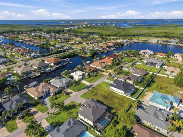 Cape Coral Residential, 3729 3rd Ter, Cape Coral, Florida 33991, image 1