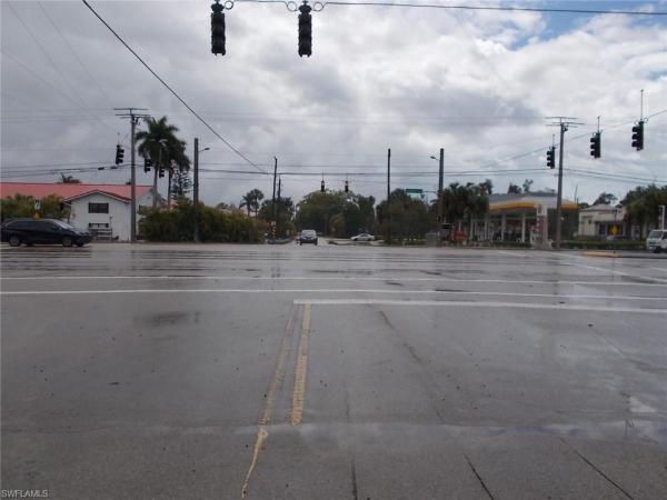 7046/7058 Maida Ln, Fort Myers, Florida 33907, image 1