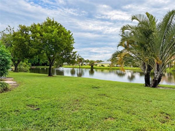 Myerlee Gardens, 6865 Sandtrap Dr, Fort Myers, Florida 33919, image 1