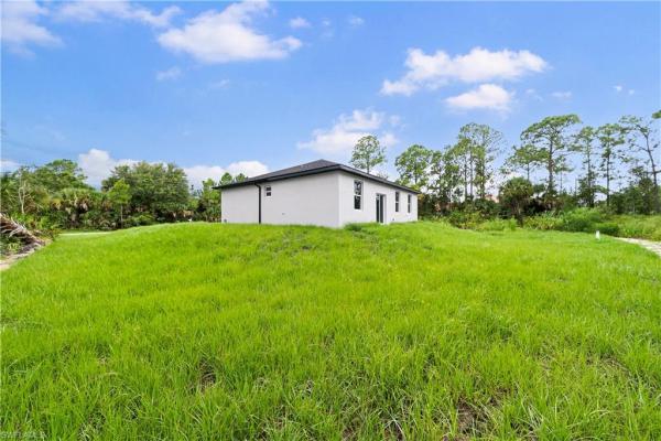 Lehigh Acres, 3416 W 69th St, Lehigh Acres, Florida 33971, image 1