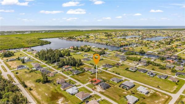 Cape Coral Residential, 4119 24th Ter, Cape Coral, Florida 33993, image 1