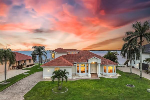 Riverwatch, 6140 River Shore Ct, North Fort Myers, Florida 33917, image 1