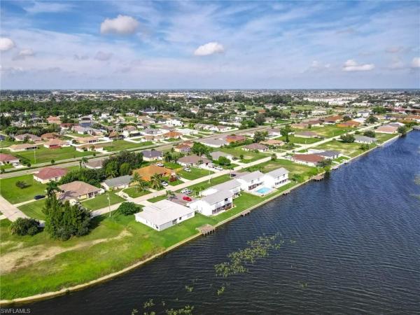 707 3rd Ct #103, Cape Coral, Florida 33991, image 1
