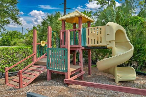 Aster Place, 5709 Calmar Breeze Ln, Fort Myers, Florida 33908, image 1