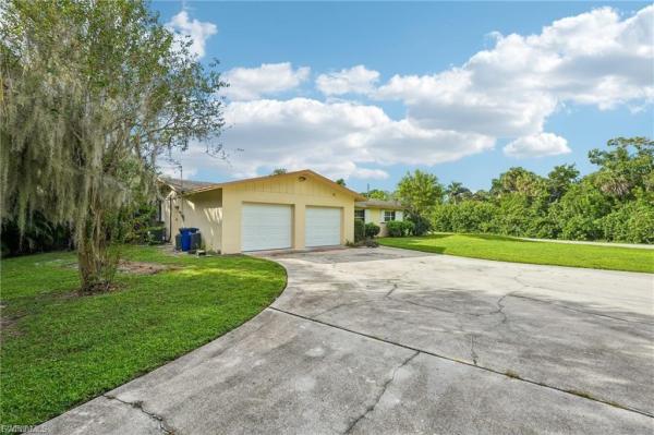 River Manor, 51 Lagoon Dr, North Fort Myers, Florida 33903, image 1