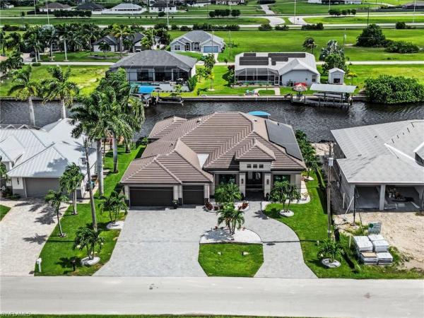 Cape Coral Residential, 125 33rd Ave, Cape Coral, Florida 33993, image 1