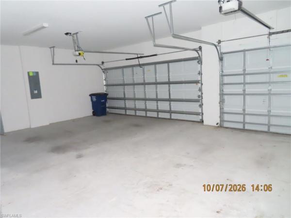 Country Club, 17401 Walnut Run Dr, Alva, Florida 33920, image 1