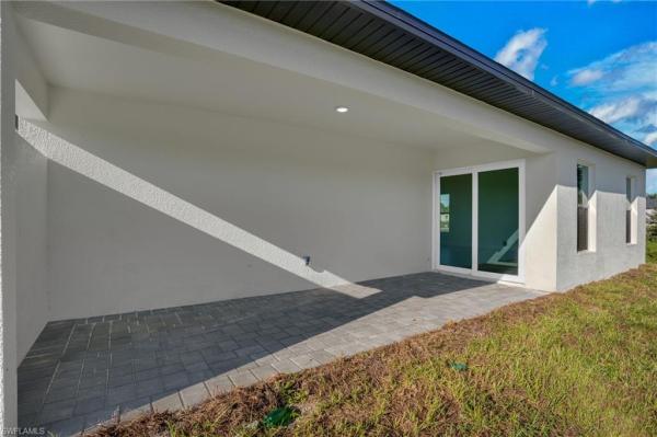 Lehigh Acres, 909 S Norfolk Ave, Lehigh Acres, Florida 33974, image 1