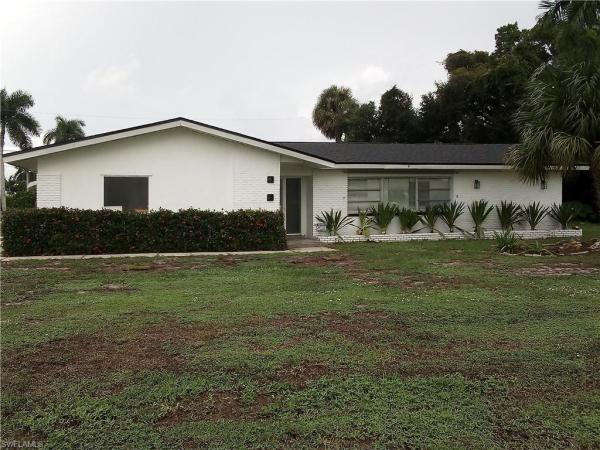 Riviera Terrace, 10300 Mcgregor Blvd, Fort Myers, Florida 33919, image 1