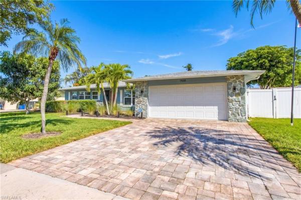 Coronado Moors, 1468 Larkwood Sq, Fort Myers, Florida 33919, image 1