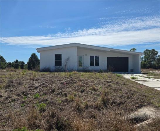 Lehigh Acres, 2913 SW 34th St, Lehigh Acres, Florida 33976, image 1
